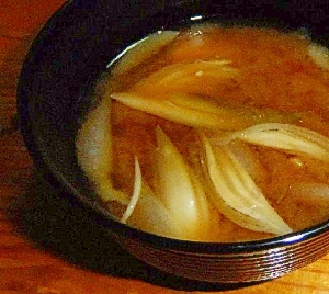 茗荷とお麩とおろし生姜のお味噌汁