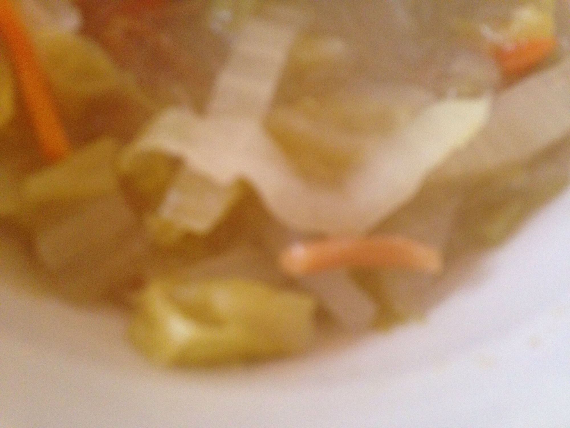 白菜と人参とたまねぎと干し貝柱のスープ