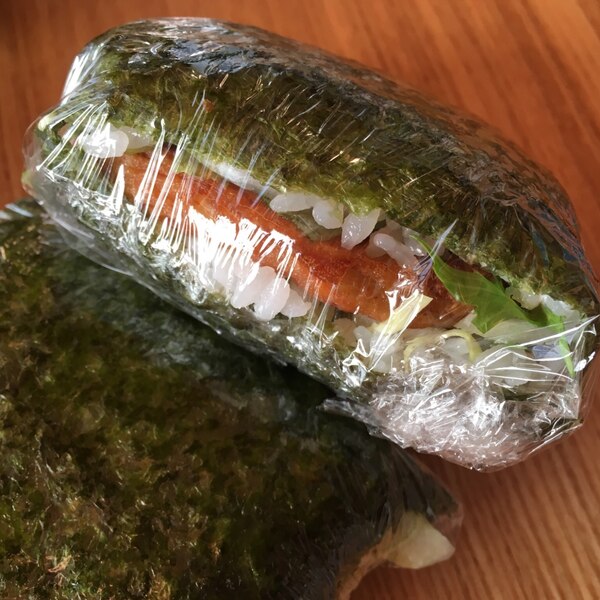 バターしょうゆさつま揚げおにぎりサンド レシピ 作り方 By Tommeg12 楽天レシピ バターしょうゆさつま揚げおにぎりサンド レシピ 作り方 By Tommeg12 楽天レシピ