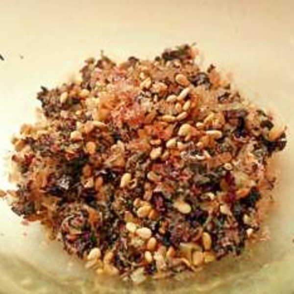 赤しそジュース作りのついでに ゆかり ふりかけ レシピ 作り方 By Omakeya 楽天レシピ 赤しそジュース作りのついでに ゆかり ふりかけ レシピ 作り方 By Omakeya 楽天レシピ