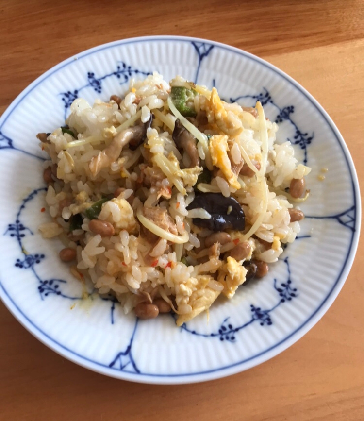 ピリ辛納豆チャーハン