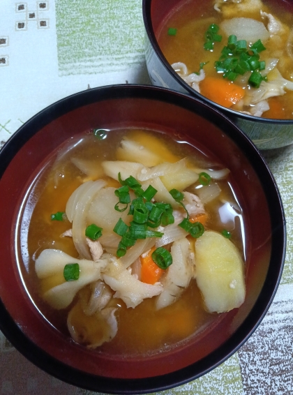 油を使わない　”豚汁”