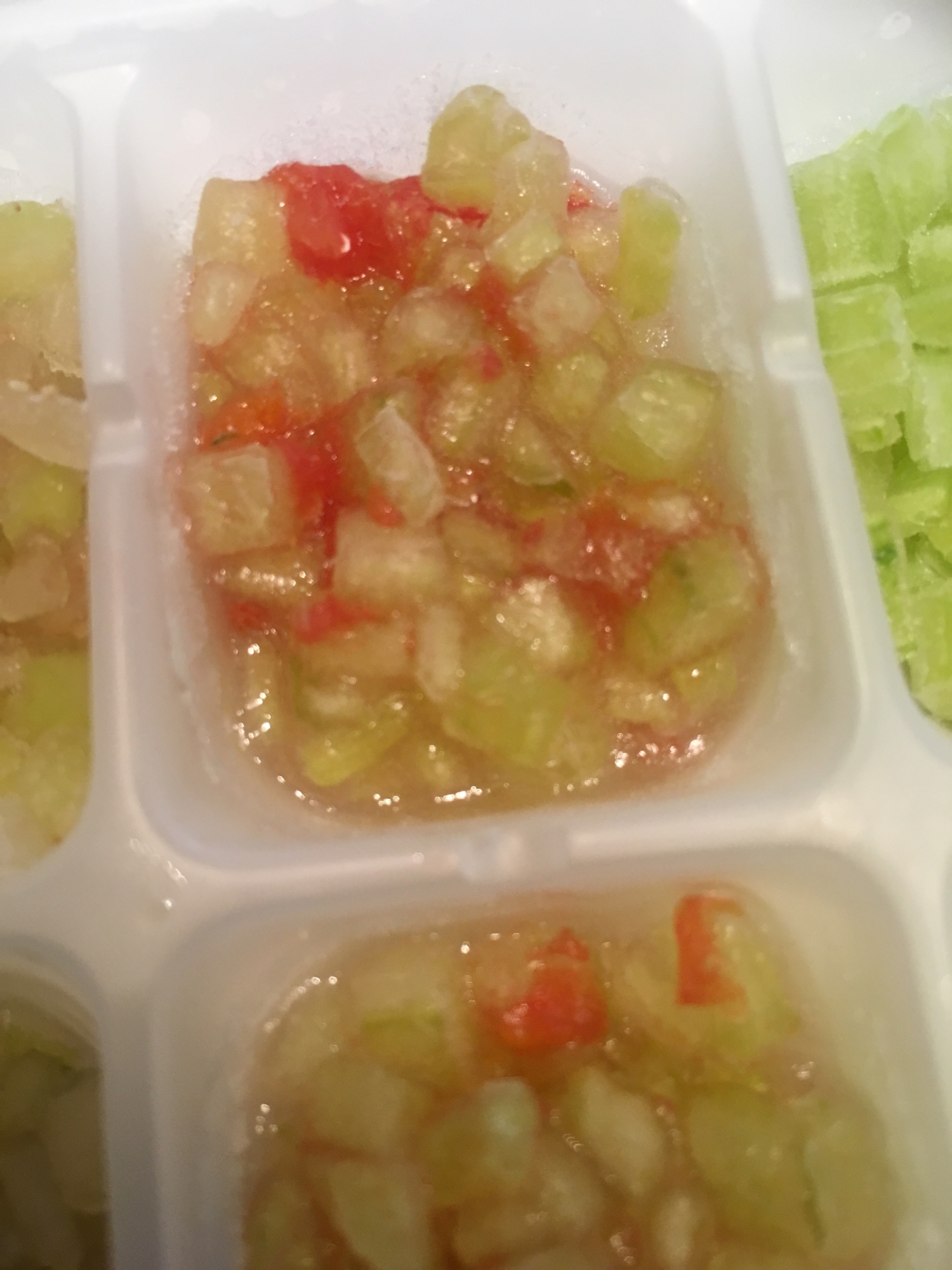 離乳食後期 きゅうりとトマトのサラダ レシピ 作り方 By ズボラでもおいしいごはんが食べたい 楽天レシピ 離乳食後期 きゅうりとトマトのサラダ レシピ 作り方 By ズボラでもおいしいごはんが食べたい 楽天レシピ