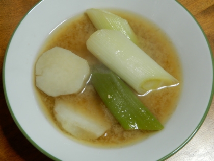 ちょっと甘目❤里芋と長葱のお味噌汁❤