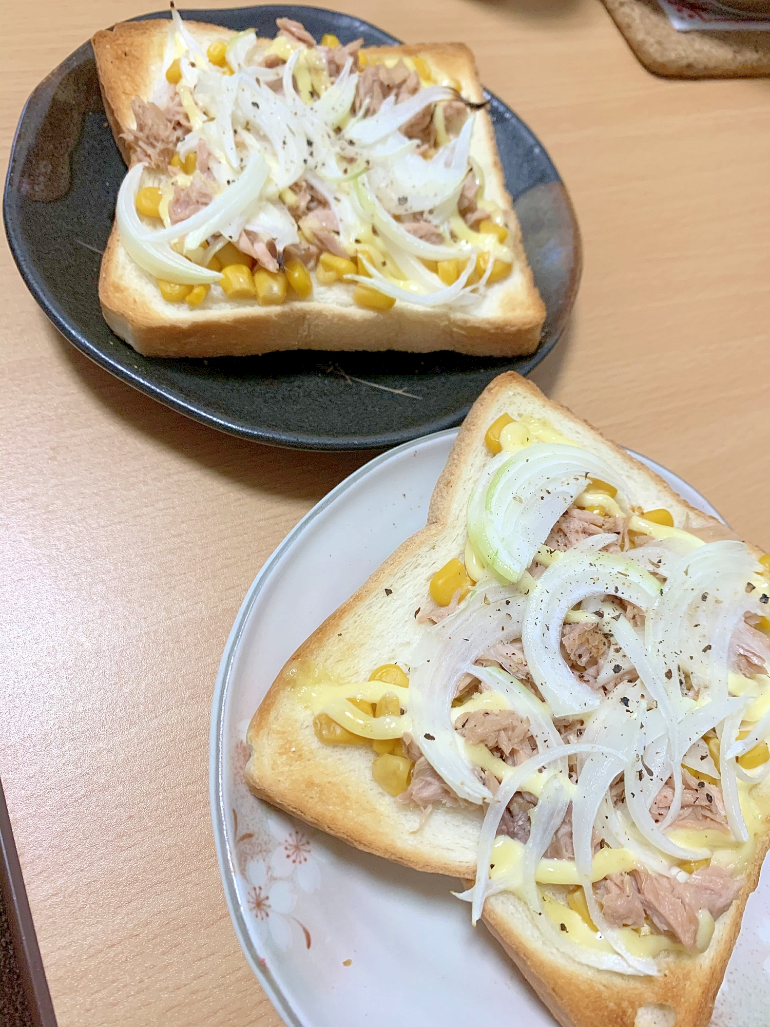 朝食にぴったり♪ツナコーントースト