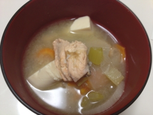 魚を美味しく食べよう 鮭のあら汁 レシピ 作り方 By Makotoo1253 楽天レシピ