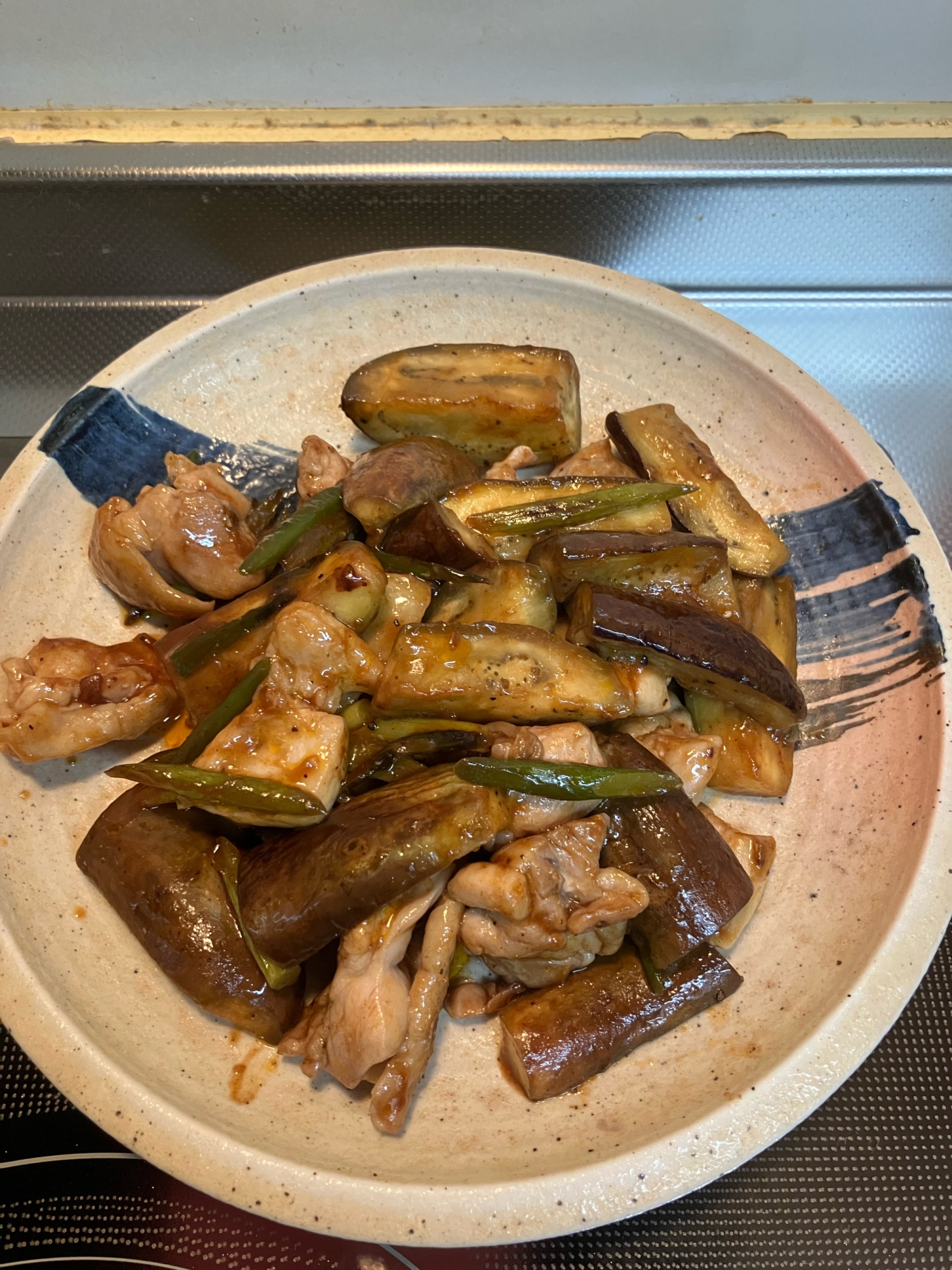 鶏肉とナスとニンニクの芽のチャップ炒め^_^