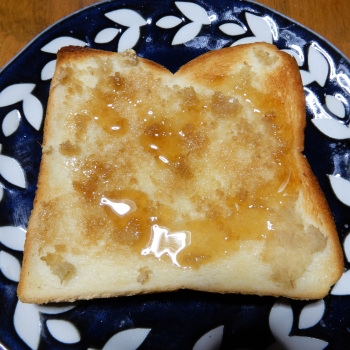 超特大ラスク⑤　蜂蜜生姜トーストですが(^_^;)