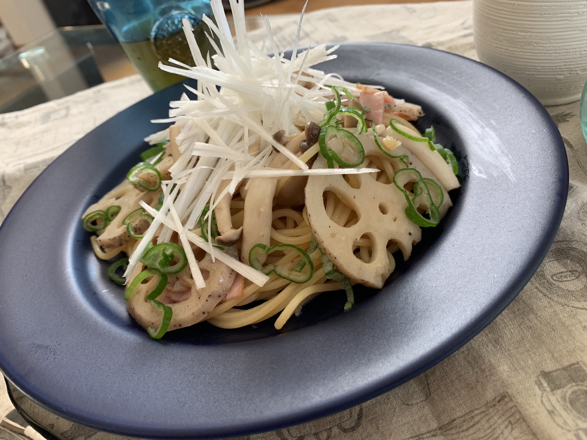 和服パスタ ベーコンとしめじの和風パスタ ｜ 象印のおすすめレシピ ｜ 知る