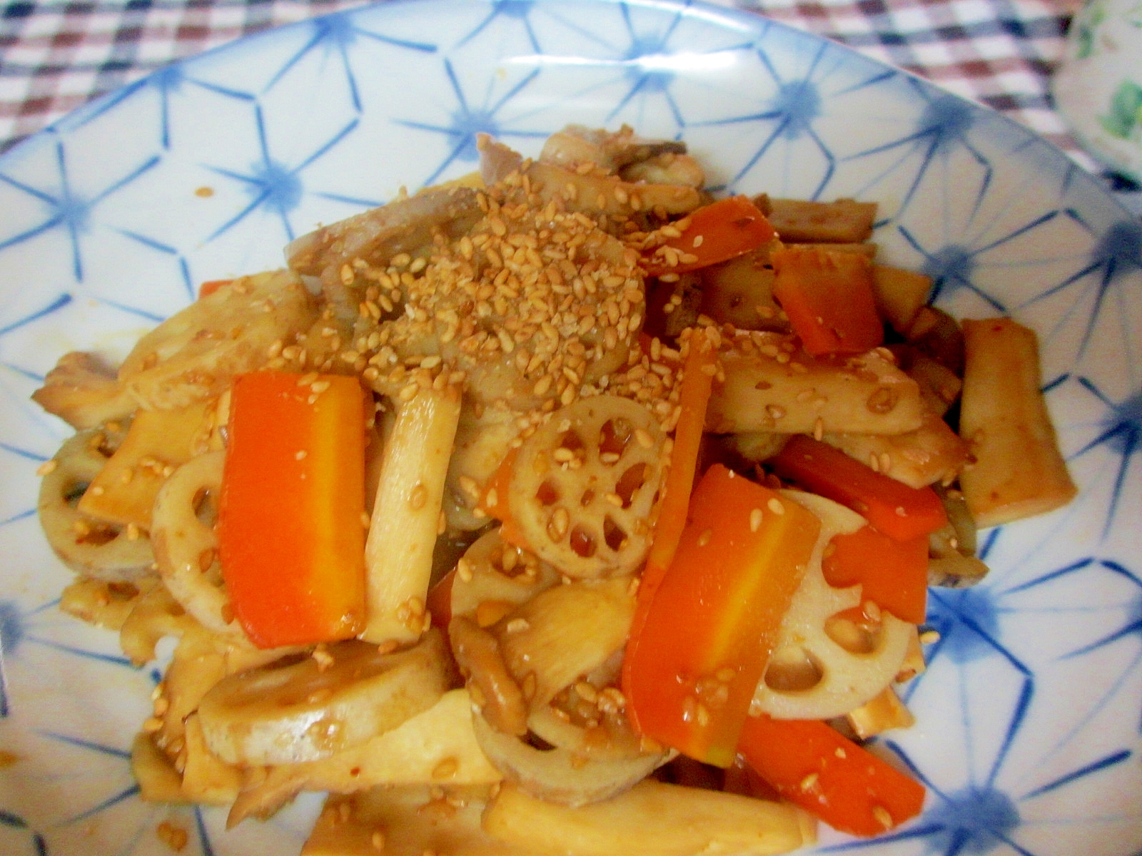 レンコン、にんじん、エリンギのきんぴら