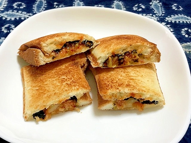 キムチとチーズと海苔のホットサンド レシピ・作り方 by けいちゃん