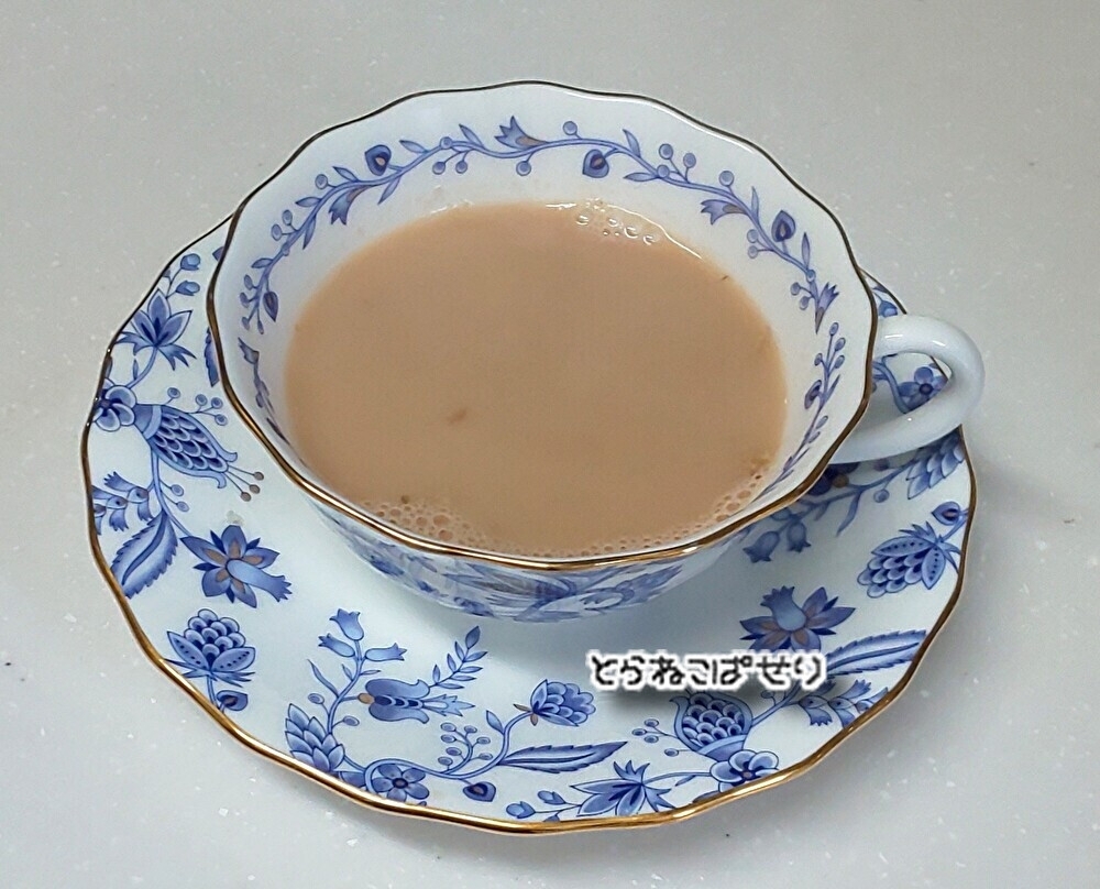 甘酒入りのミルクティー