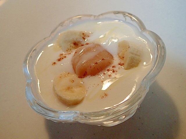 美的　バナナと白餡のミルキーシナモンヨーグルト