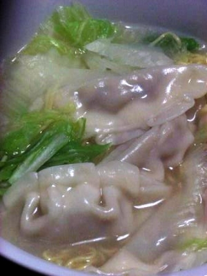 マルちゃん正麺で作る餃子豚骨ラーメン