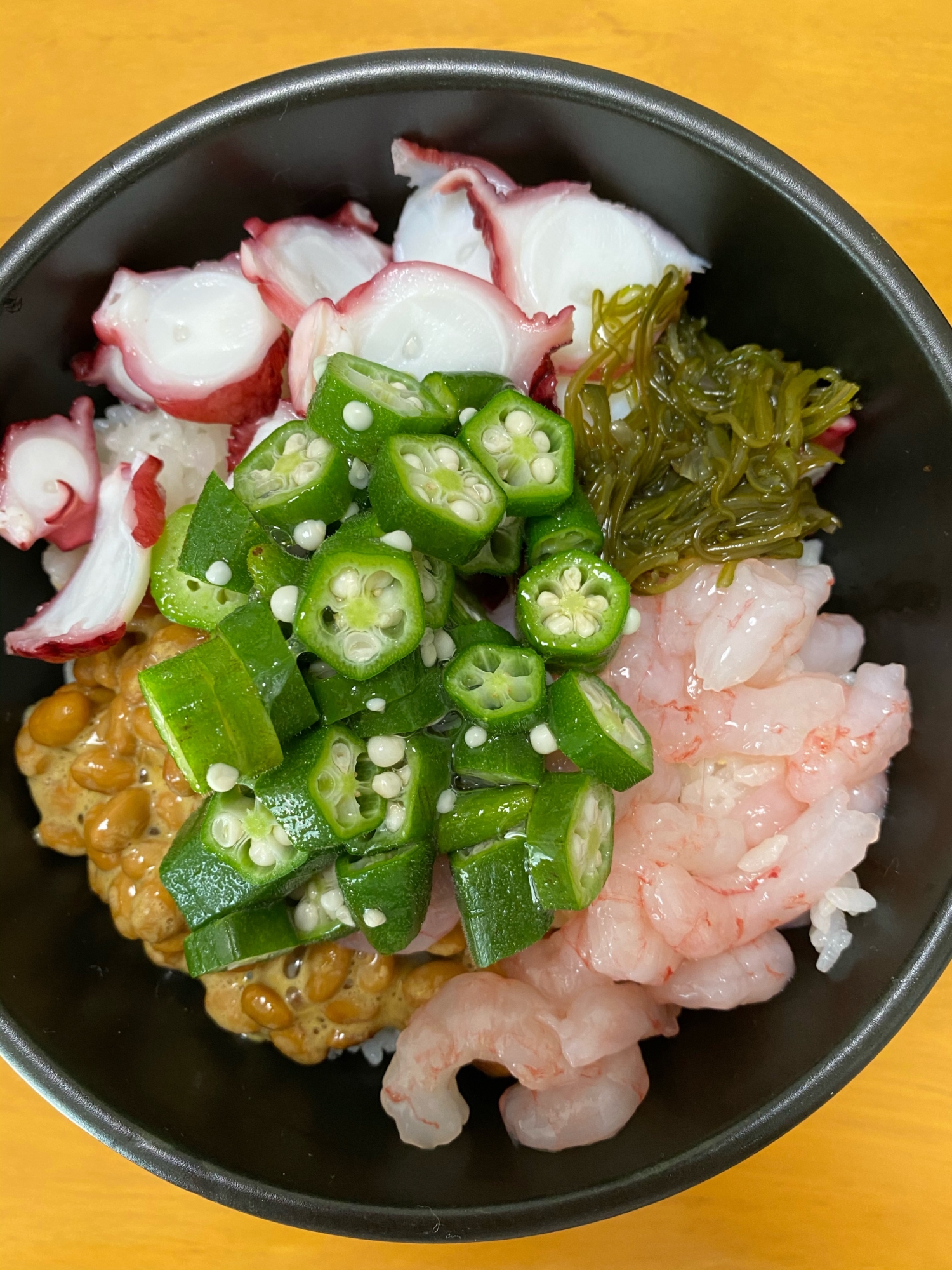 夏はやっぱりネバネバ丼（ねばねば丼）