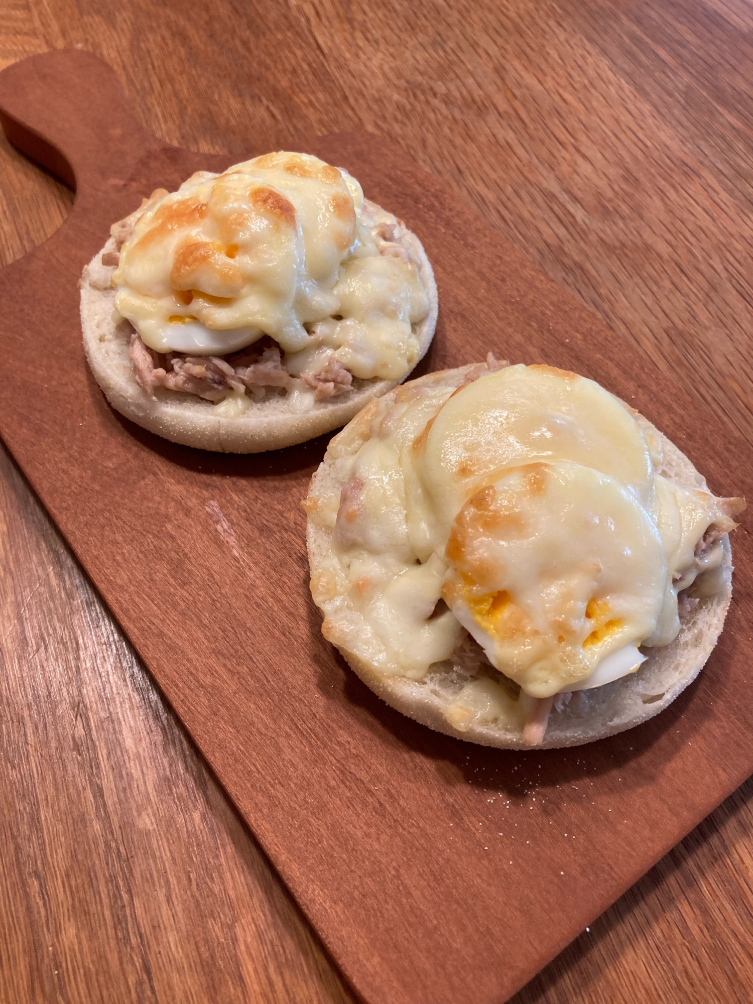 ツナと卵のオープンサンド