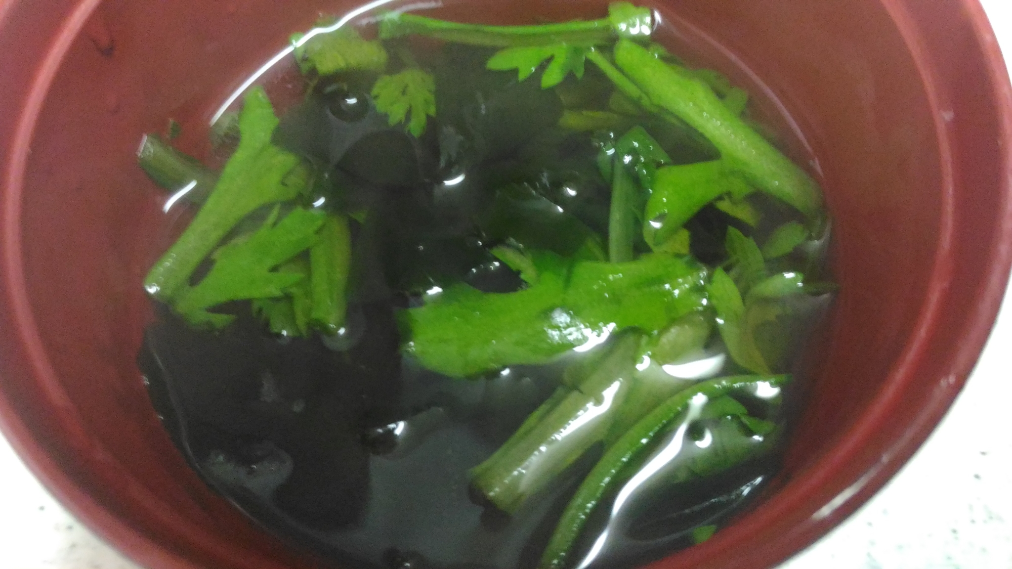 菊菜とワカメの和風スープ