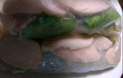 かぶと鶏ハムの生春巻き