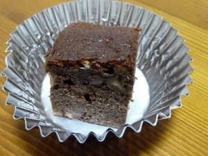 チョコとクルミがたっぷり 濃厚チョコレートケーキ レシピ 作り方 By Chacoxcha 楽天レシピ