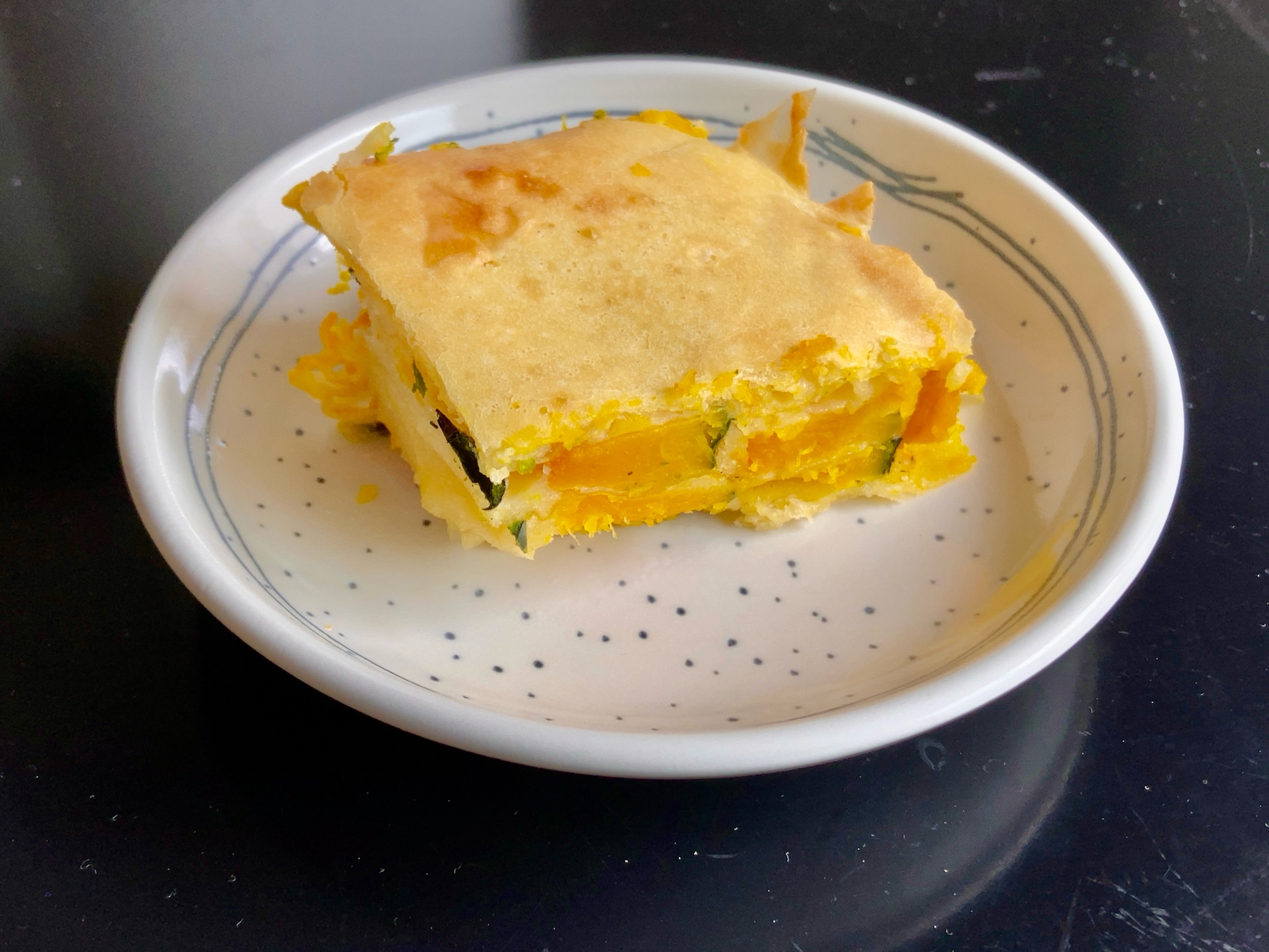 たった材料3つだけ！パンプキンタルト風