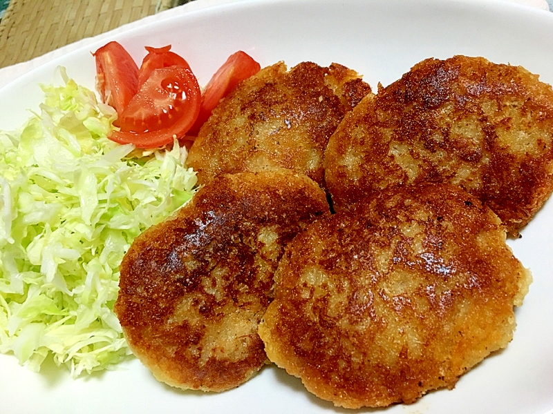 お肉屋さん生メンチ♪フライパンでサックリな焼き方♡