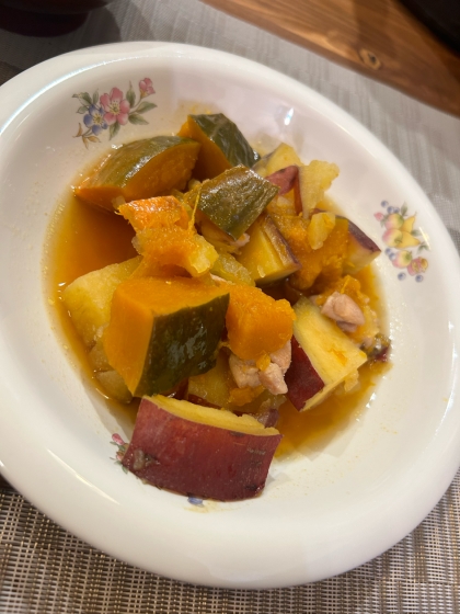 かぼちゃとさつまいも鶏肉の煮物