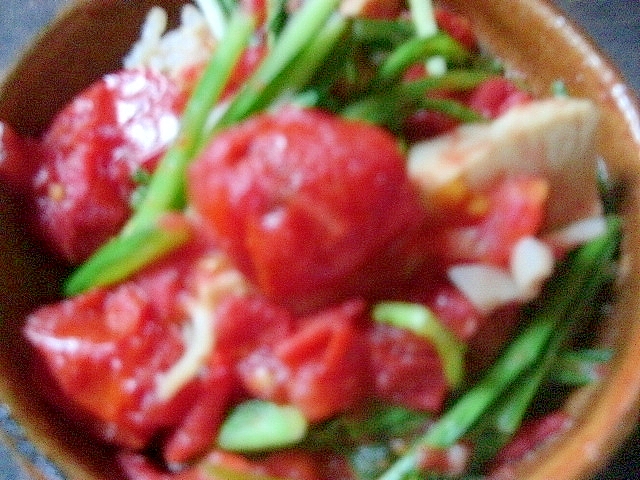 カブとトマトと菜っ葉の煮物