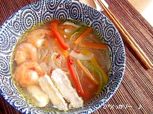 白だし de タイ風スープ麺