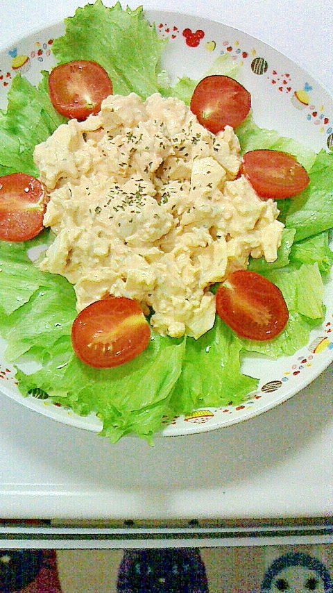 たまごとしらすのサラダ