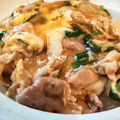 【15分で簡単！】あんかけ豚にら玉丼