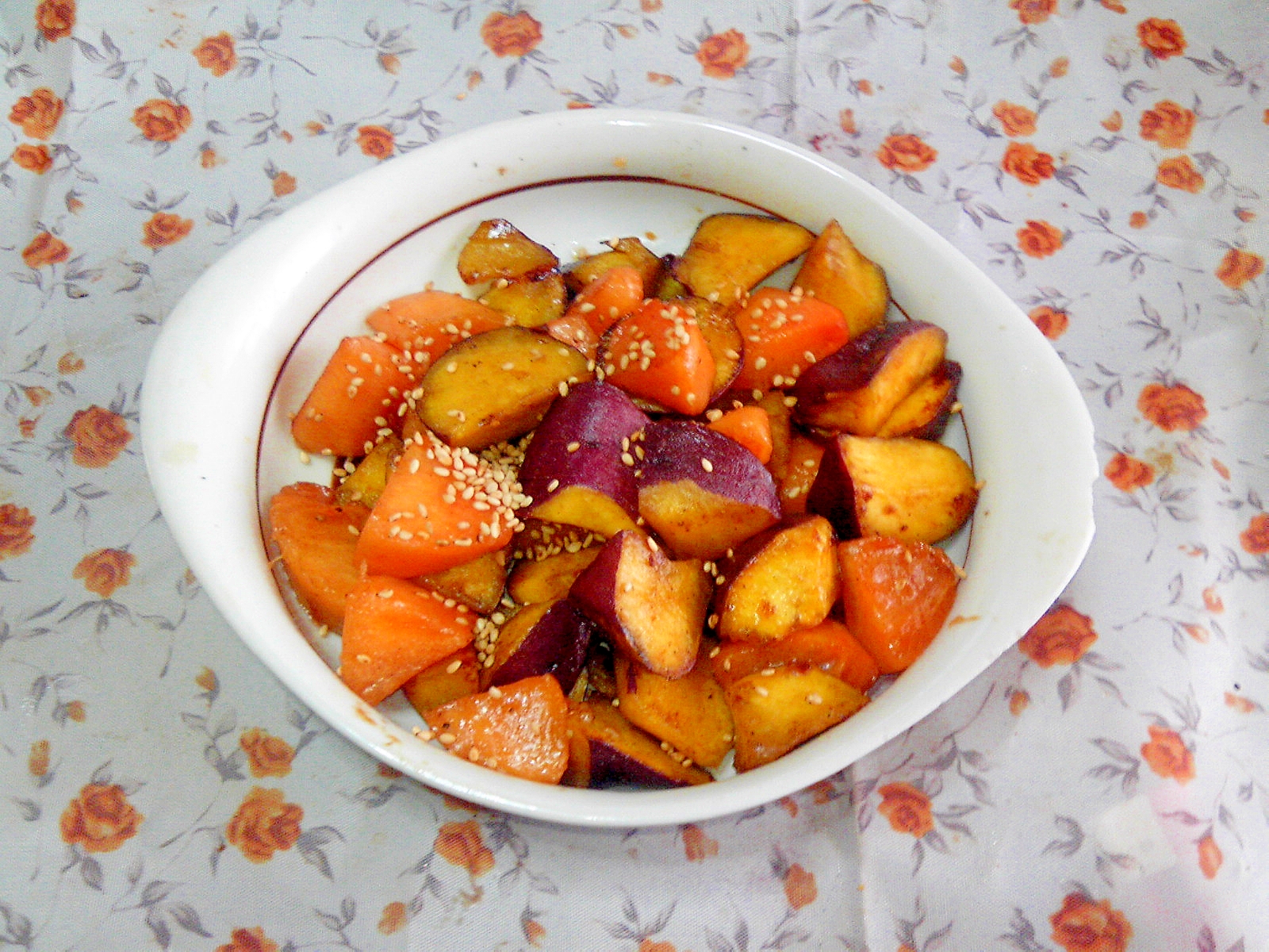 さつま芋と柿のめんつゆ炒め