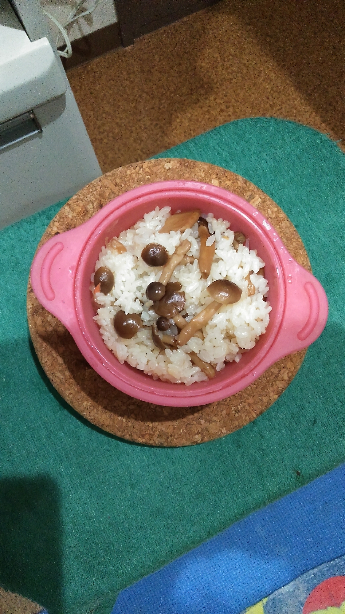 しめじ炊き込みご飯