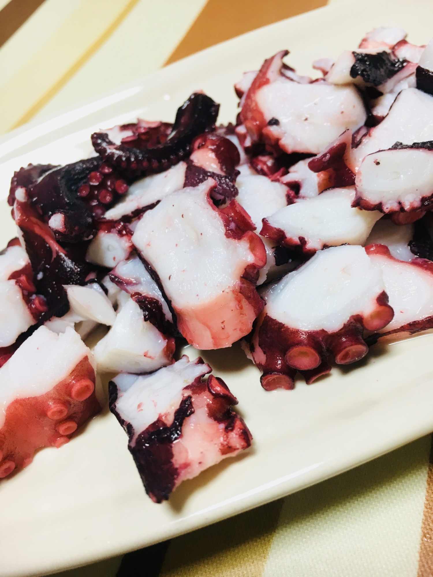 あっという間に茹で上がるタコの刺身 レシピ 作り方 By ともちんリボーン 楽天レシピ あっという間に茹で上がるタコの刺身 レシピ 作り方 By ともちんリボーン 楽天レシピ