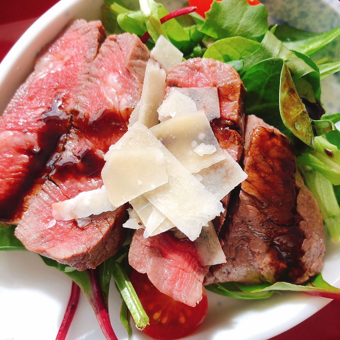 牛肩ロースステーキのチーズのせ レシピ 作り方 By はせちい 楽天レシピ 牛肩ロースステーキのチーズのせ レシピ 作り方 By はせちい 楽天レシピ