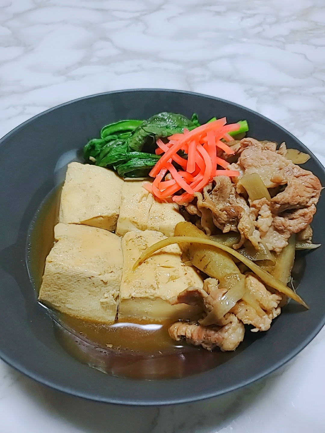 豚ゴボウと春菊の肉豆腐