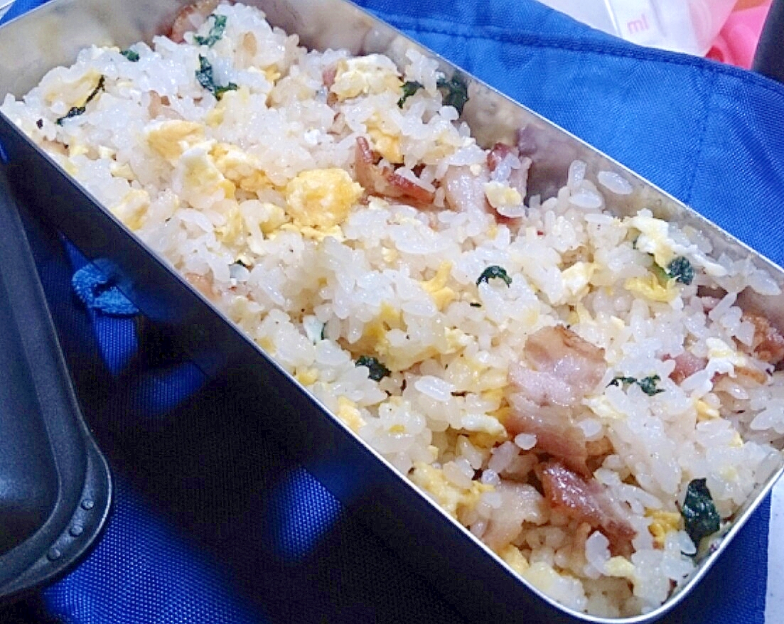 忙しい朝に 旦那様用チャーハン弁当 超 手抜き 笑 レシピ 作り方 By ラムちゃん1224 楽天レシピ