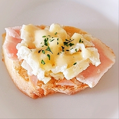 ポテトサラダとハムで美味しかったです(*^-^*)
私のポテトサラダのレシピ、紹介してくださりありがとうございます♪