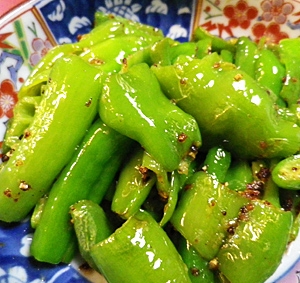 万願寺唐辛子のニンニク炒め