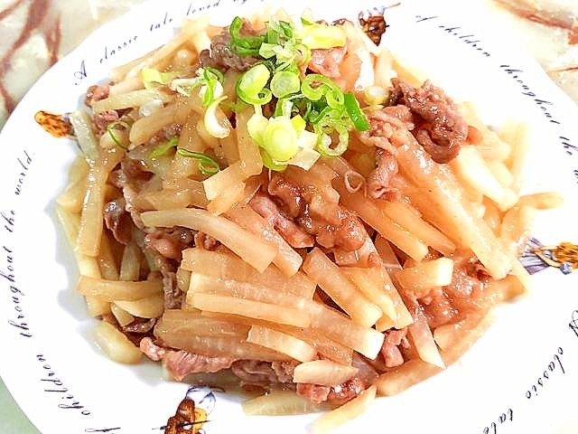 レンジで下ゆで！大根と豚こまの生姜炒め煮♪