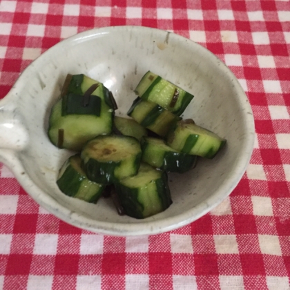 簡単ポリポリ浅漬け！きゅうりのポンつゆ昆布漬け♡