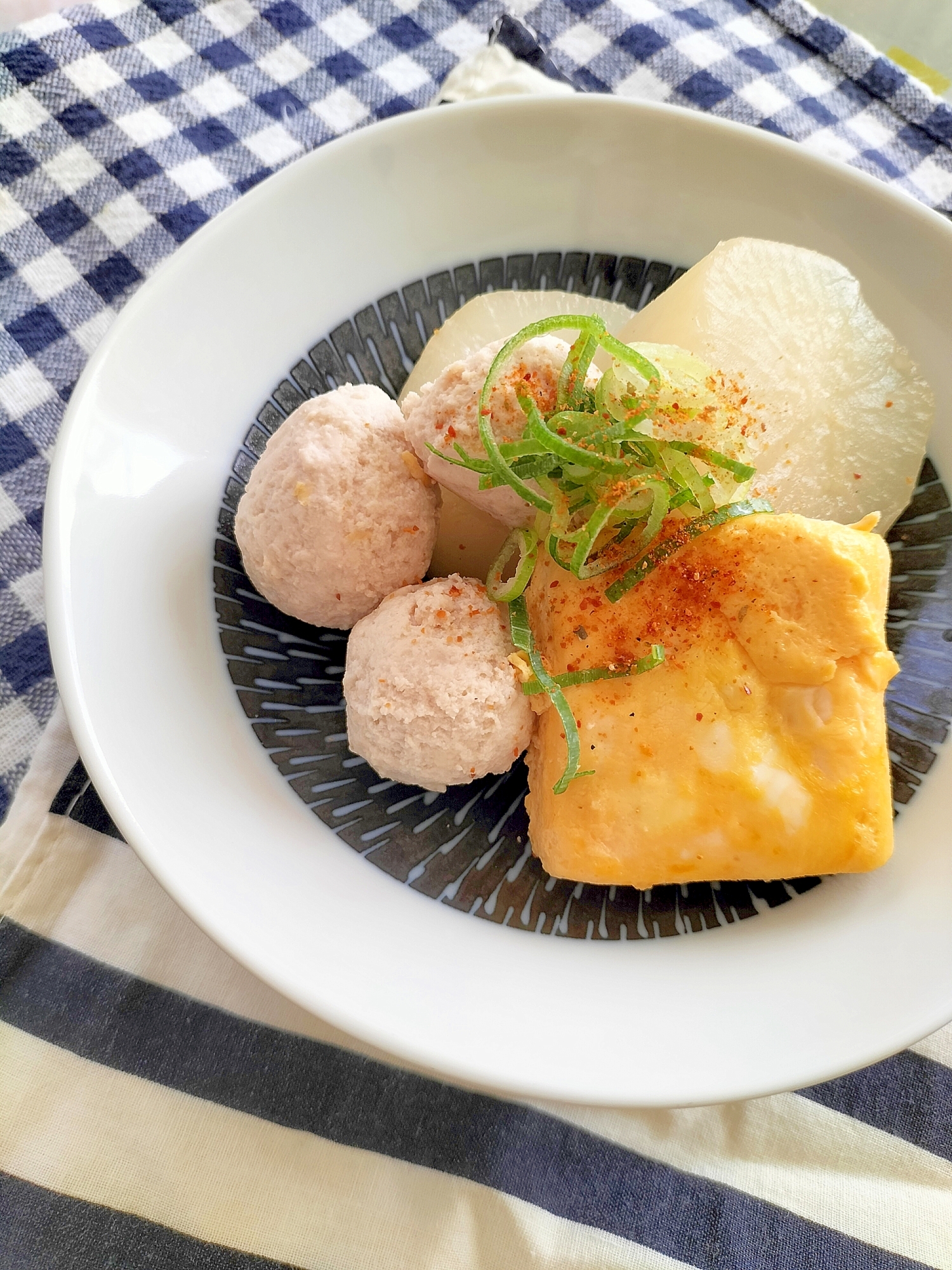 卵焼きと大根の鶏団子煮♪