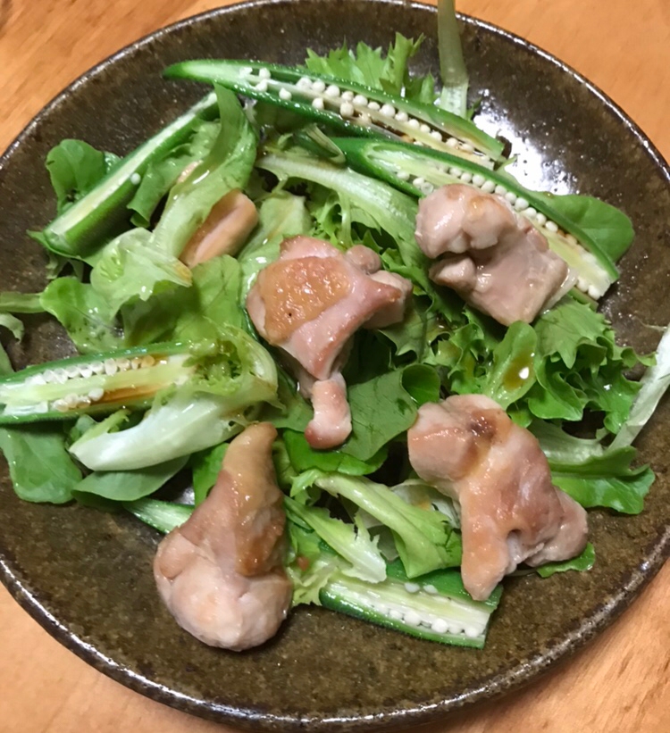 鶏モモ肉とオクラの和風サラダ