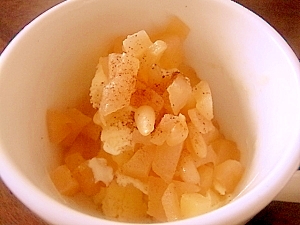 松の実とカラメルリンゴのアイス