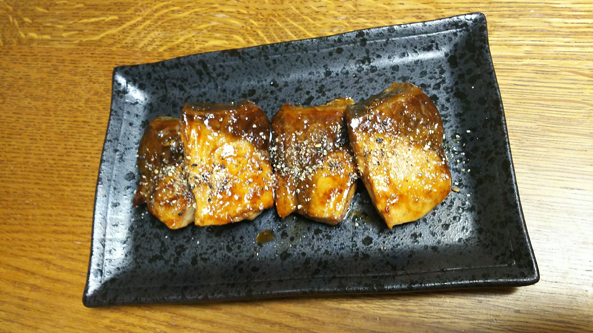 鰤の照焼き(黒糖醤油)