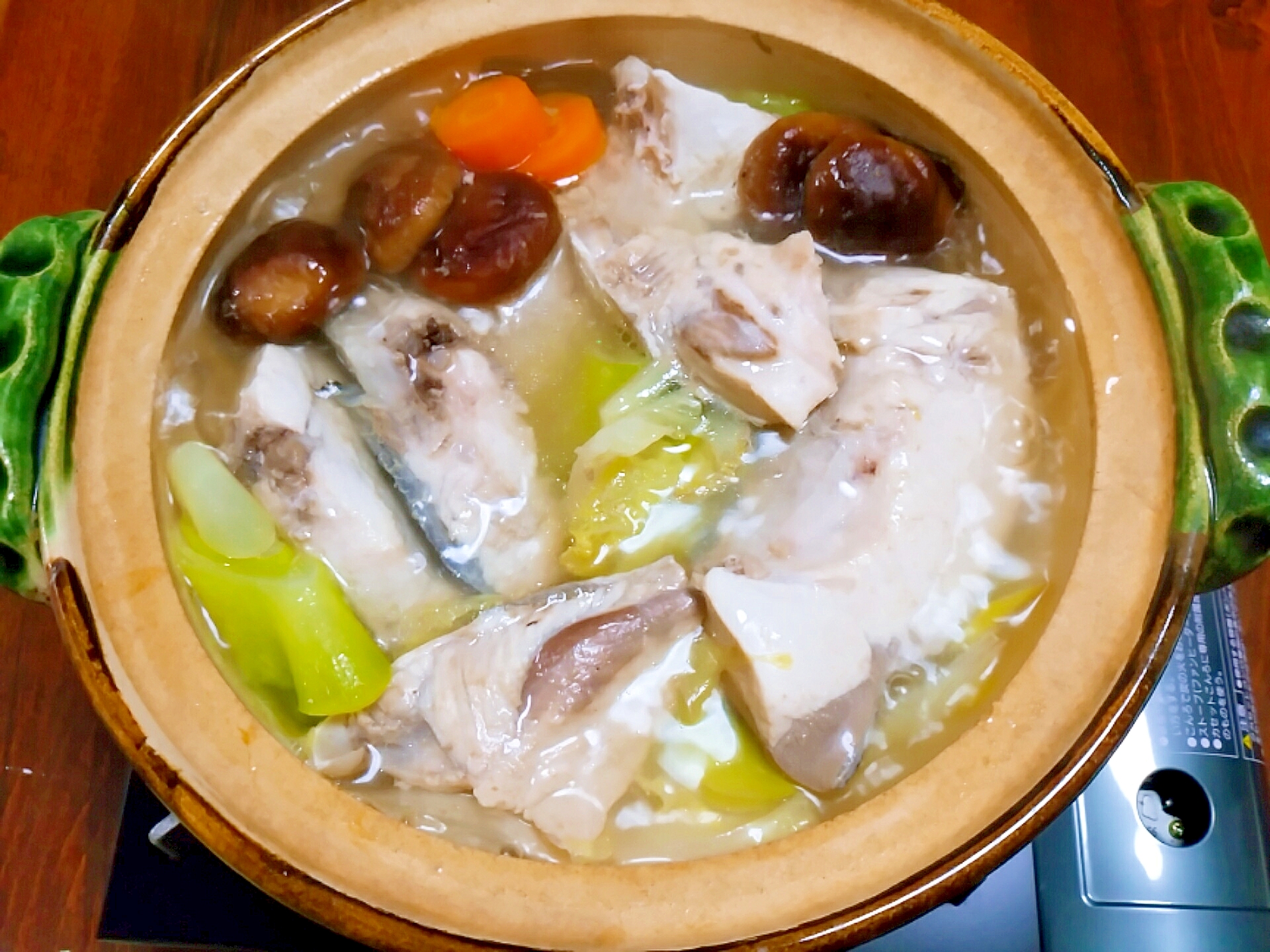 ぶりあらの水炊き鍋 レシピ 作り方 By のん７８６ 楽天レシピ