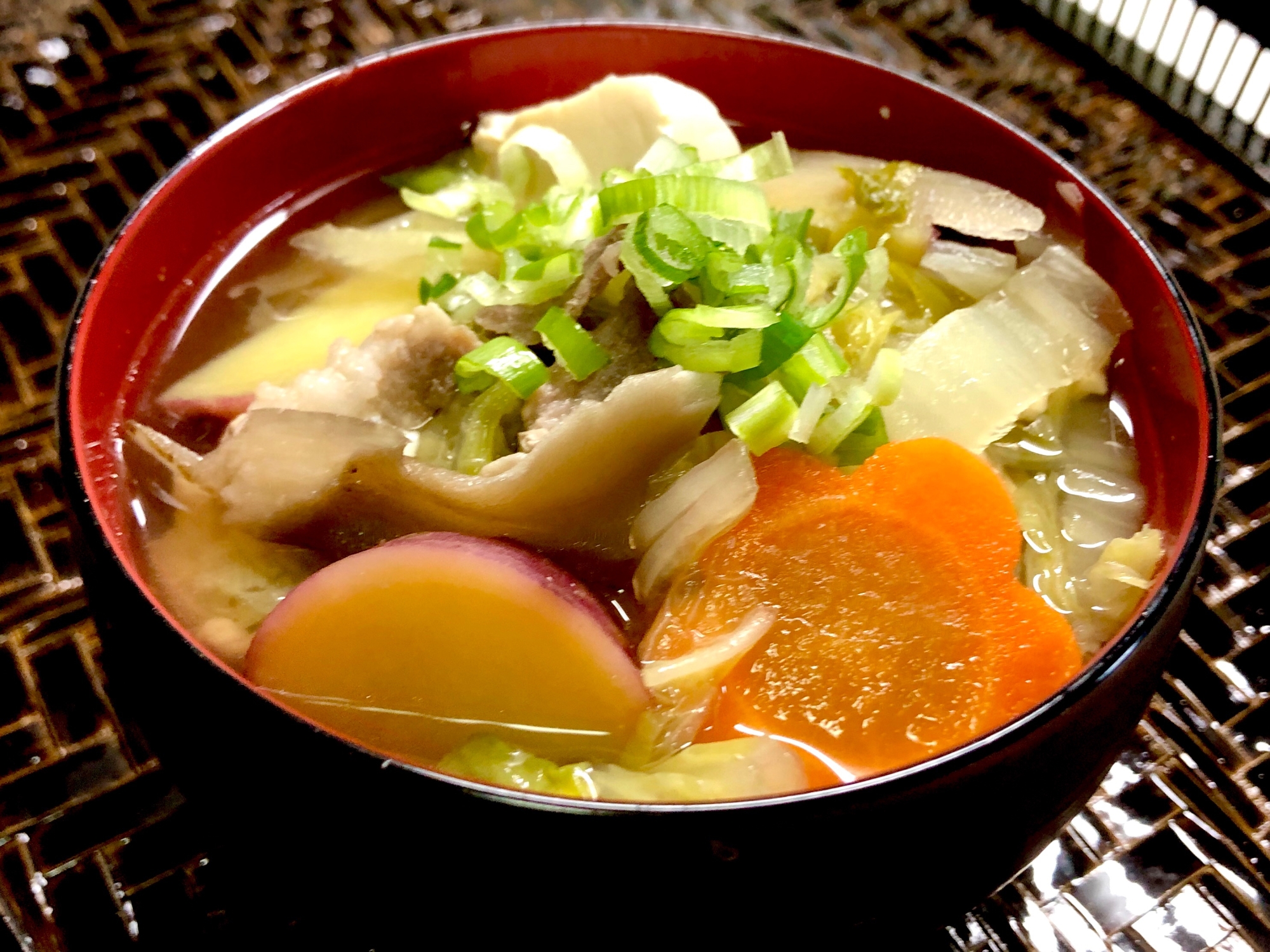 秋の具沢山味噌汁❤️食べる味噌汁栄養満点