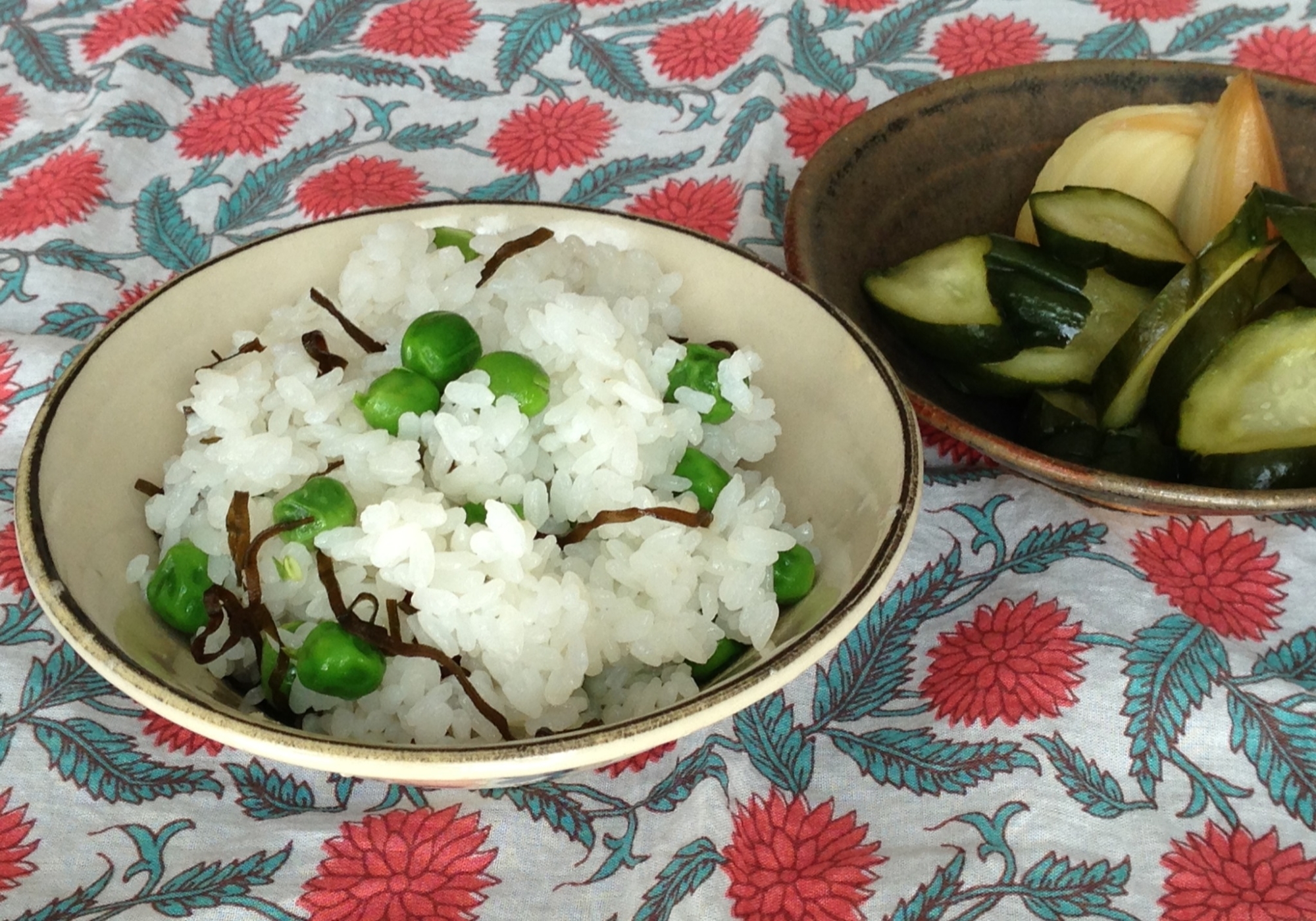 混ぜるだけ！素早く簡単グリンピースご飯。