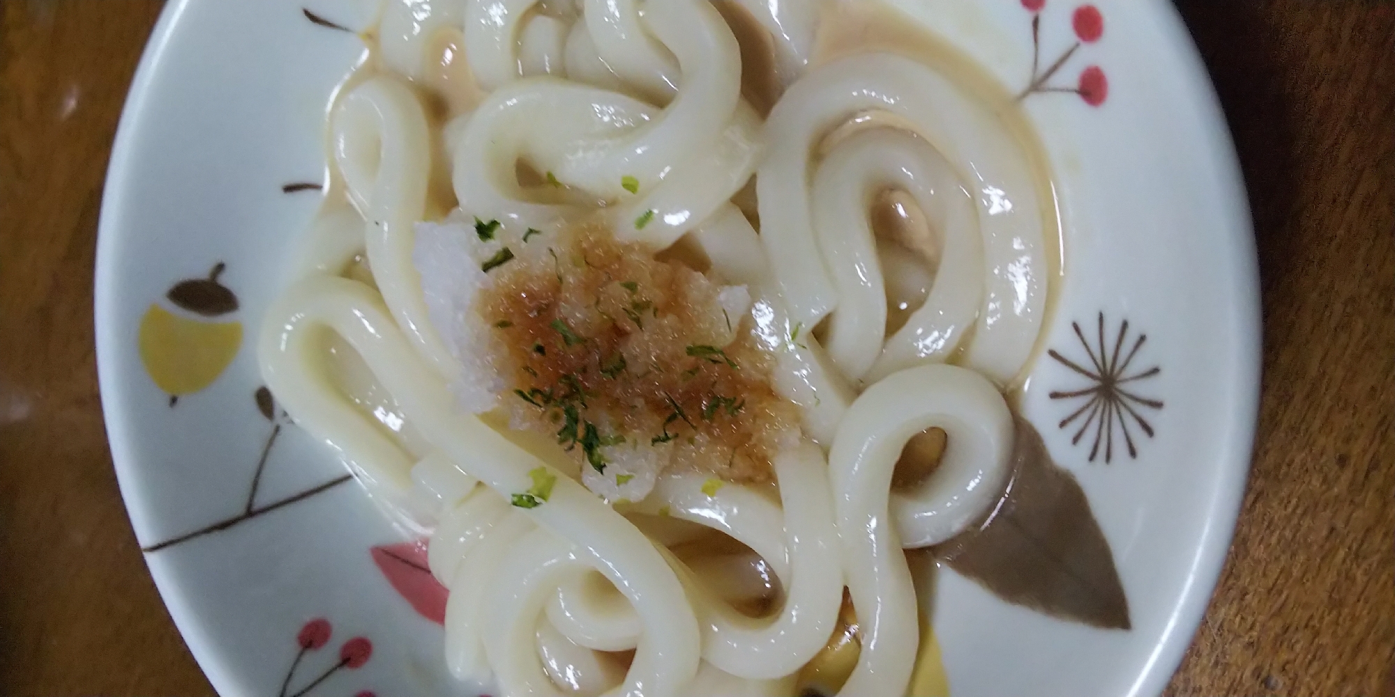 茹でうどん ゴマだれ柚子汁と柚子ポン酢でおろしのせ レシピ 作り方 By はぁなぷ 楽天レシピ