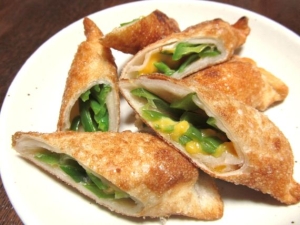 ピーマンとチーズで簡単!フライパン揚げ餃子♪