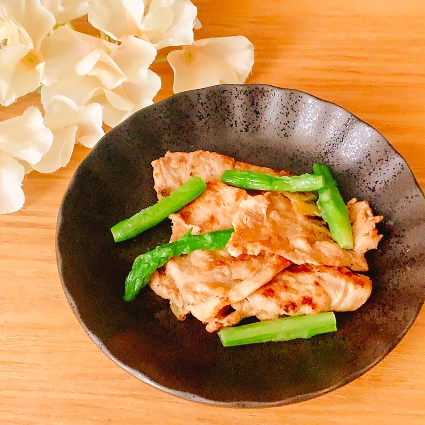 豚肉アスパラの塩麹バター炒め✧˖°